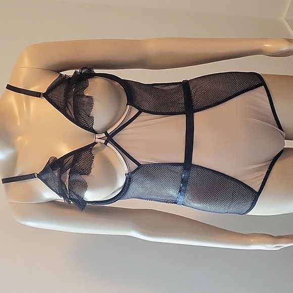 Ajour Mesg Bodysuit - Picture 2 of 5